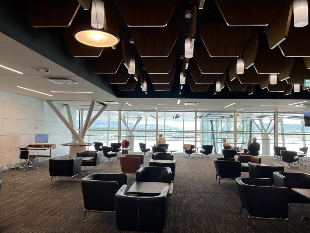 Airport Split