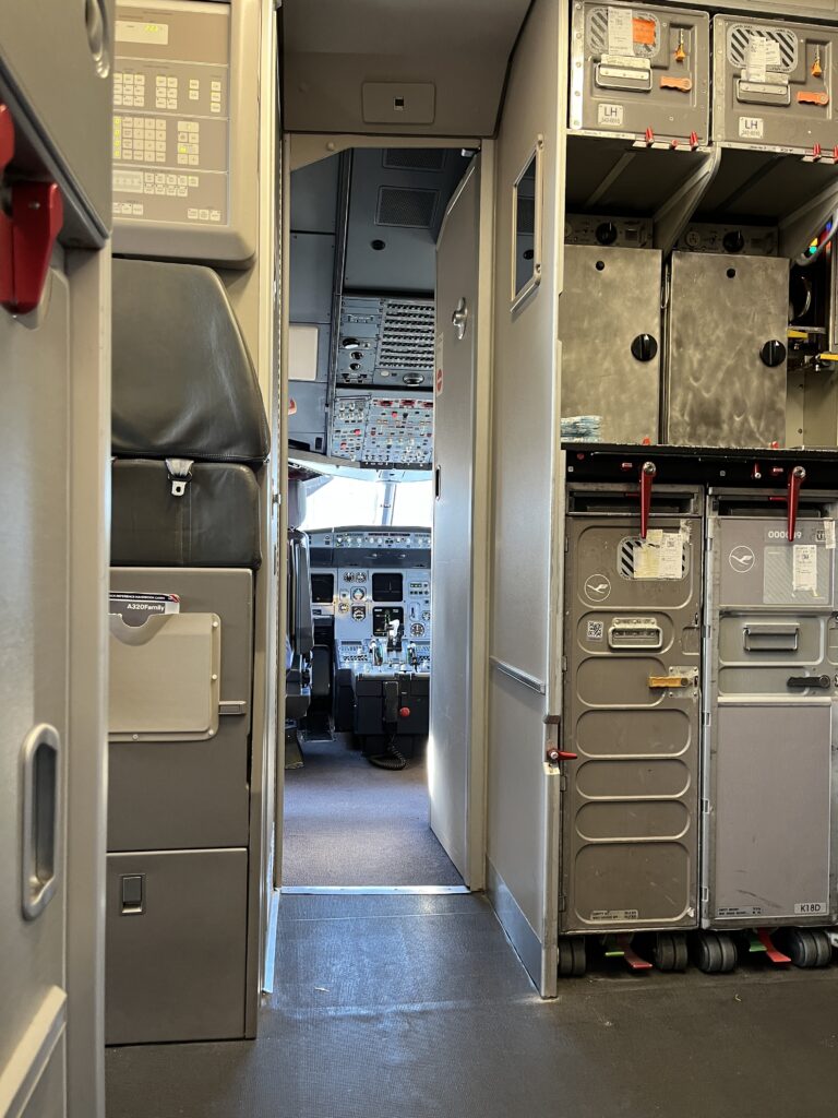 Flight STR - FRA - CDG