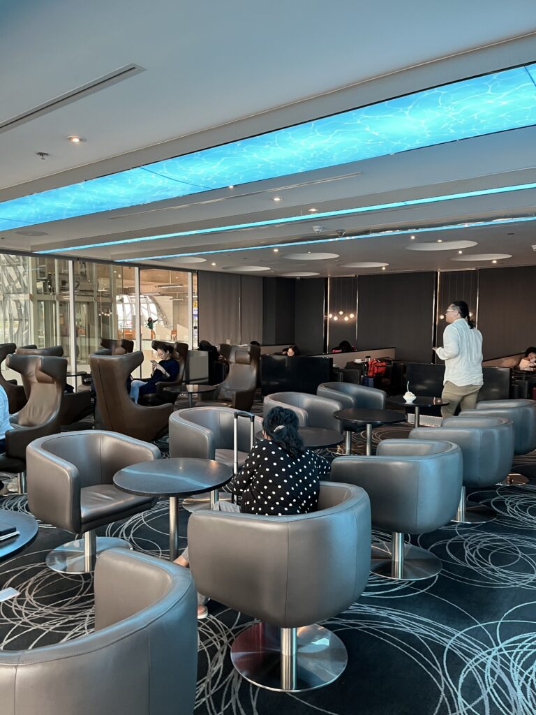 EVA Lounge