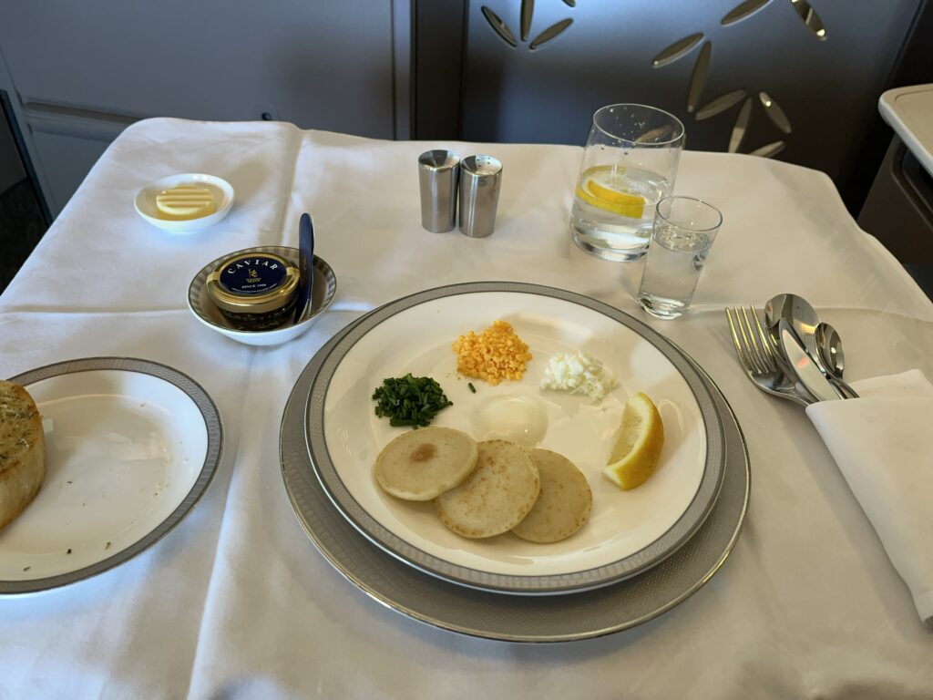 Singapore Suites SQ25