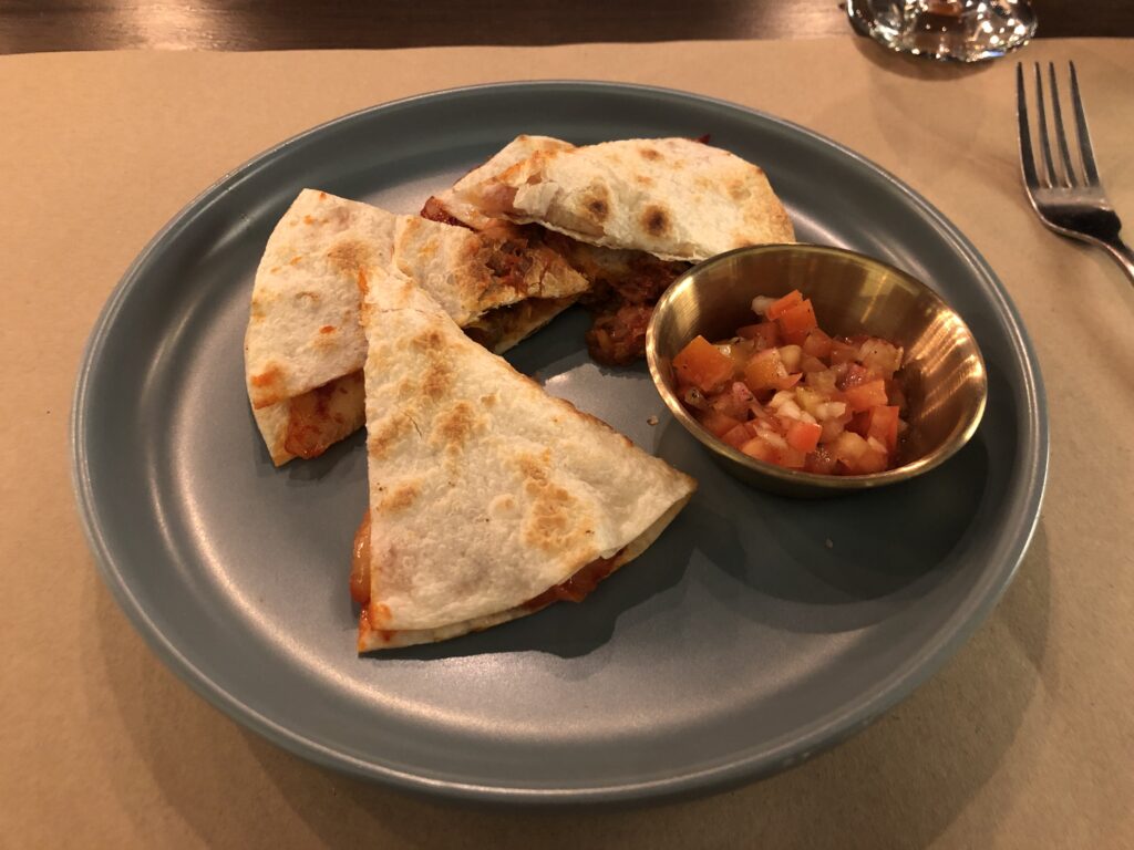 Mani Bar Grill
