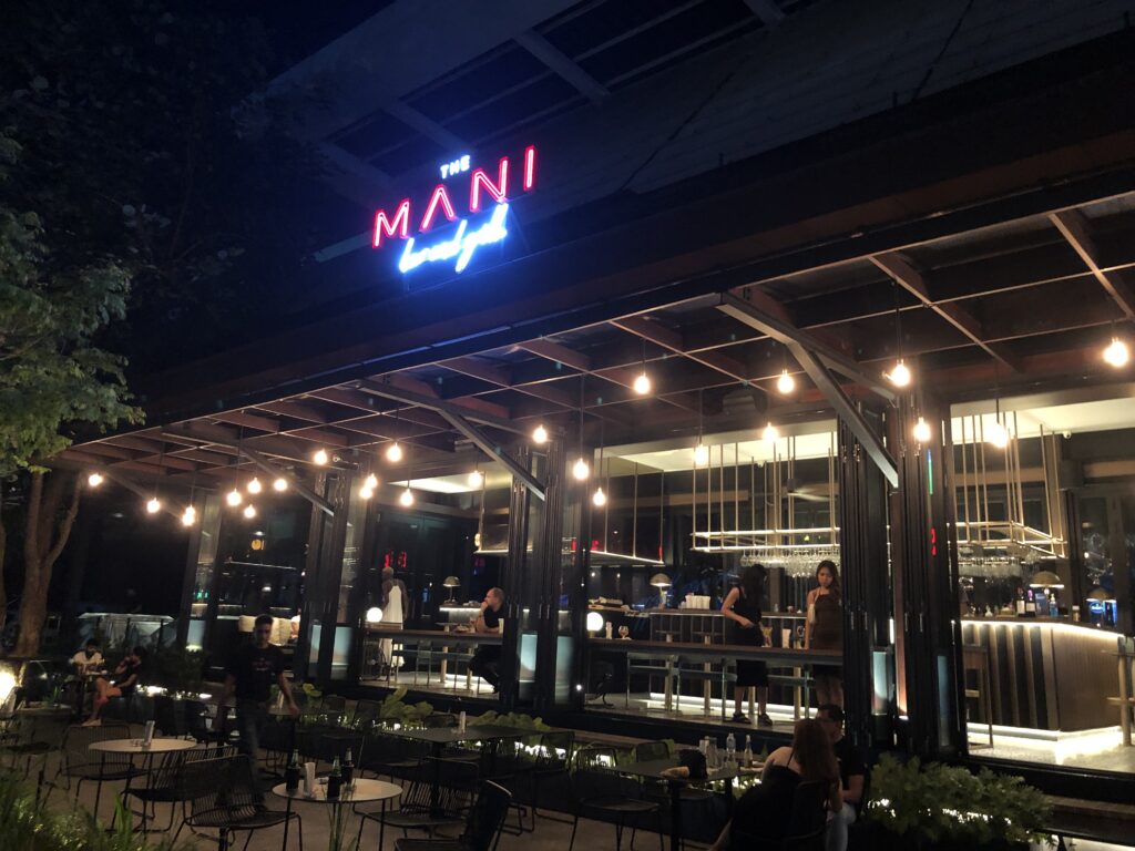 Mani Bar Grill