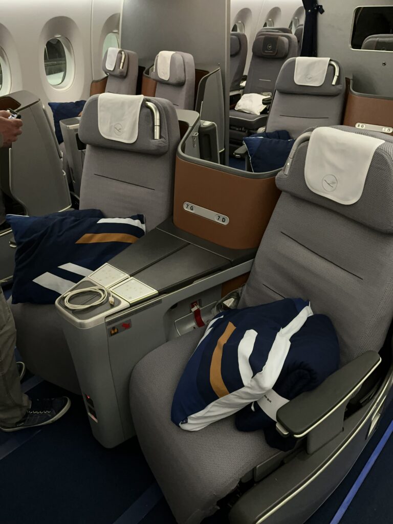 FRA MUC BKK LH BC