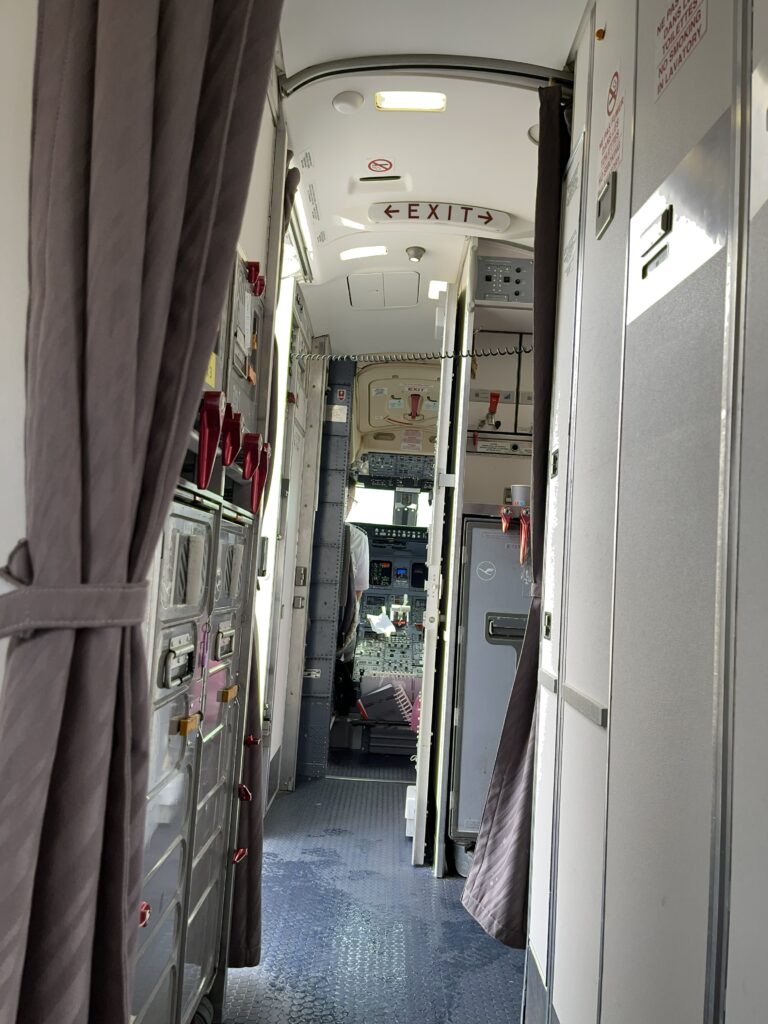 STR MUC BKK LH BC