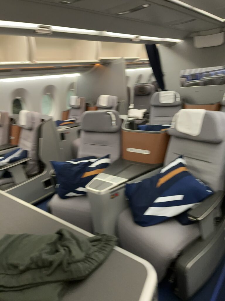 STR MUC BKK LH BC