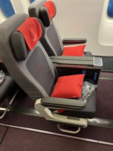 STR – VIE – BKK with Austrian in Premium-Eco